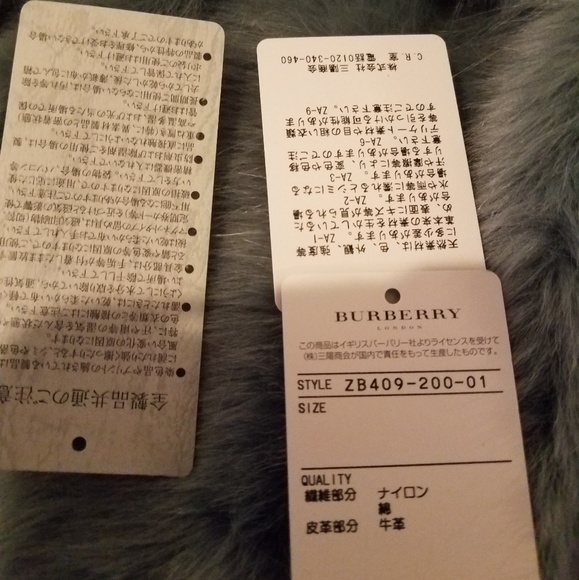 Authentic Burberry multi colored bifold wallet - Picture 4 of 12